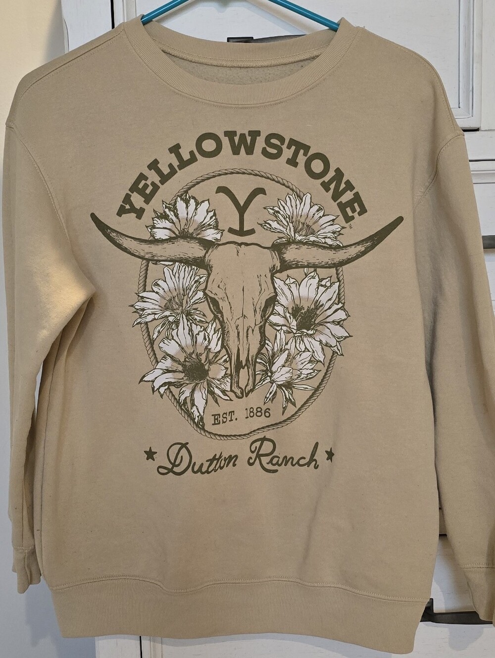 Dutton Ranch Beige Graphic Sweatshirt SIZE M